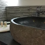 Bed and breakfast 5&5 Rooftop Clermont-Ferrand