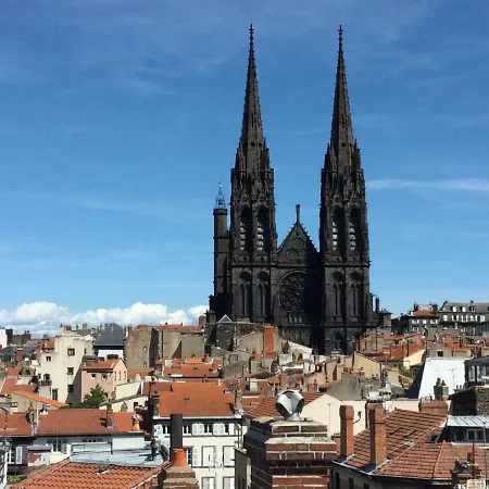 Bed & Breakfast 5&5 Rooftop Clermont-Ferrand