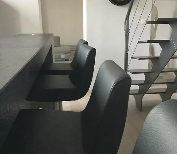 5&5 Rooftop Bed & Breakfast